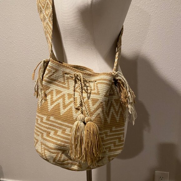 Bohemian Bucket Bag Purse Woven‎ Tribal Crossbody With Tassels 10x12 - Picture 4 of 5